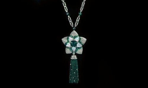 Jannah Emerald Flower - front